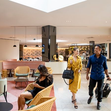 ノボテル シドニー インターナショナル エアポート Wolli Creek エクステリア 写真