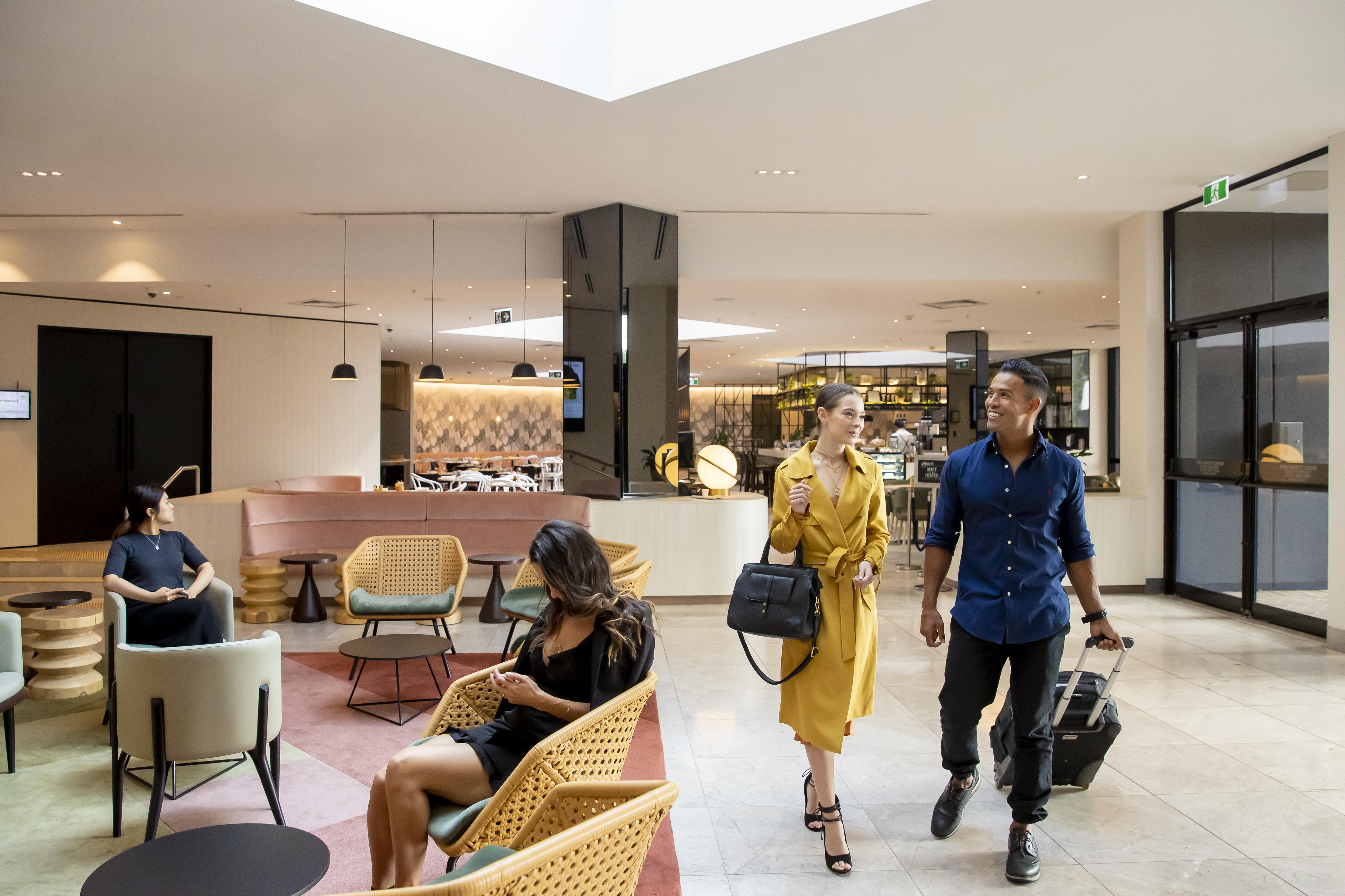 ノボテル シドニー インターナショナル エアポート Wolli Creek エクステリア 写真