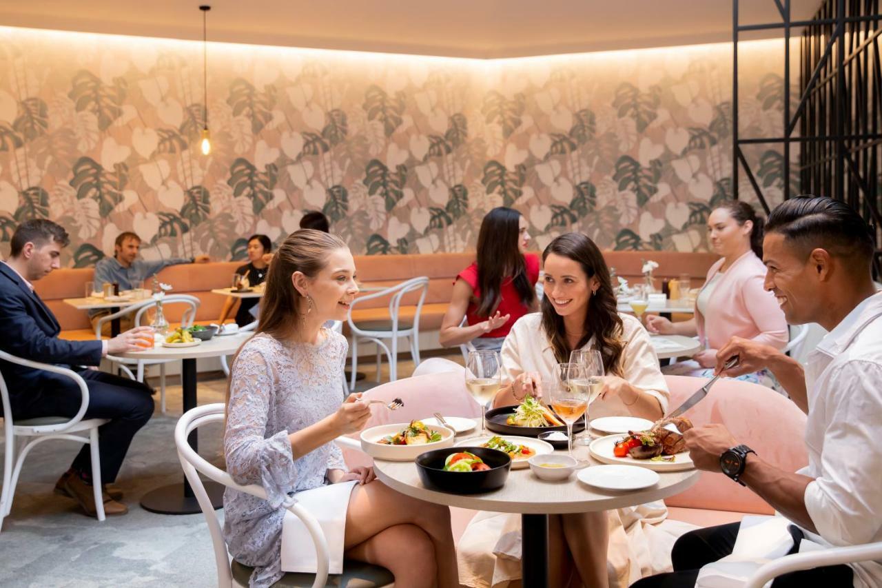 ノボテル シドニー インターナショナル エアポート Wolli Creek エクステリア 写真